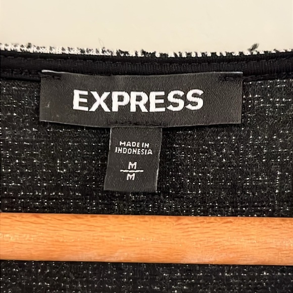 EXPRESS Tweed Wrap Fit & Flare Dress Womens Medium Black White V-Neck Textured - Picture 5 of 9